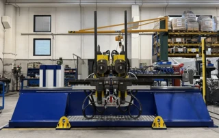 Macchina curvatubi a due teste